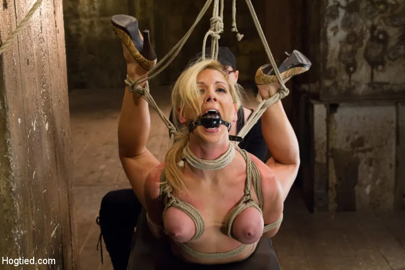 Kink '- Hawt Blonde Gets Pounded' 主演 Cherie Deville (写真 7)