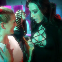 Cherie Deville in 'Kink' Halloween Party! (Thumbnail 3)