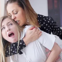 Cherie DeVille に 'Kink' サイコアナルステップママシェリーデビルは彼女の場所に置かれる (サムネイル 1)