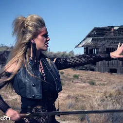 Cherie Deville に 'Kink' SEX WITCH：Cherie Devilleがディスコのファックで5人のハードコックを奪う (サムネイル 3)