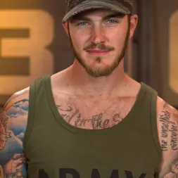 Cherry Torn en 'Kink' Chicas lamiendo botas: segunda parte (Miniatura 1)