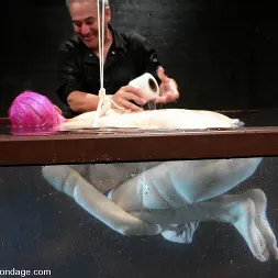 Cherry Torn en 'Kink' is Pink hot! (Miniatura 8)