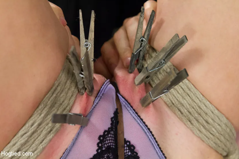 Kink 'Mangles atados de pies y manos, cereza desgarrada' protagonizando Cherry Torn (foto 13)