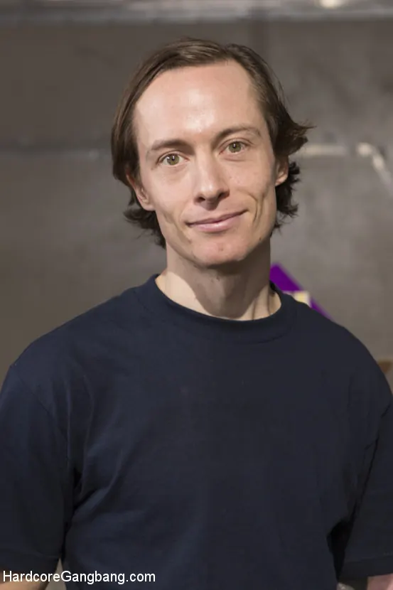 Kink 'Johnson and Pecker Moving: Empacando su caja desde 1969' protagonizando Cherry Torn (foto 3)