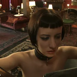 Cherry Torn en 'Kink' Sesión de servicio: Mantener la disciplina (Miniatura 14)