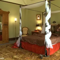 Cherry Torn en 'Kink' Sesión de servicio: Preparación de la habitación de invitados (Miniatura 15)