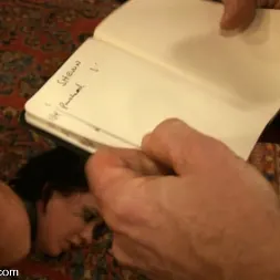 Cherry Torn en 'Kink' Sesiones de servicio: retozando (Miniatura 16)