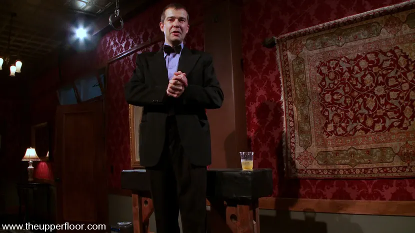 Kink 'La primera fiesta de cócteles' protagonizando Cherry Torn (foto 6)