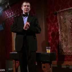 Cherry Torn en 'Kink' La primera fiesta de cócteles (Miniatura 6)