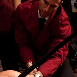 Cherry Torn en 'Kink' El dilema de Torn (Miniatura 1)