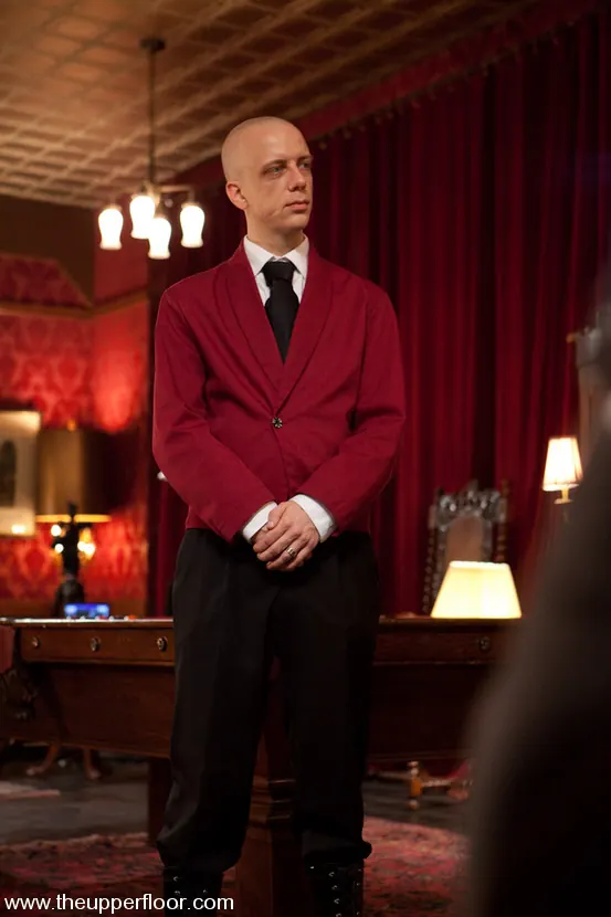 Kink 'El dilema de Torn' protagonizando Cherry Torn (foto 12)