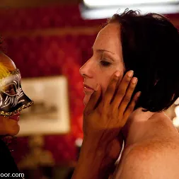 Cherry Torn en 'Kink' El dilema de Torn (Miniatura 13)