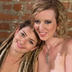 Cherry Torn en 'Kink' Puta en entrenamiento: ¡Missy Minks se somete analmente a Cherry Torn! (Miniatura 16)