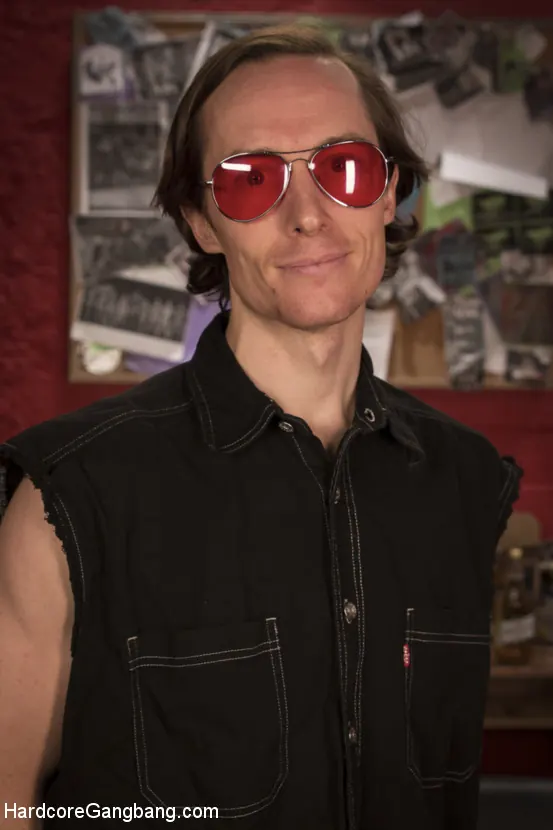 Kink '淫乱なグルービーのための非常に最初のギャングバン！' 主演 Cheyenne Jewel (写真 2)