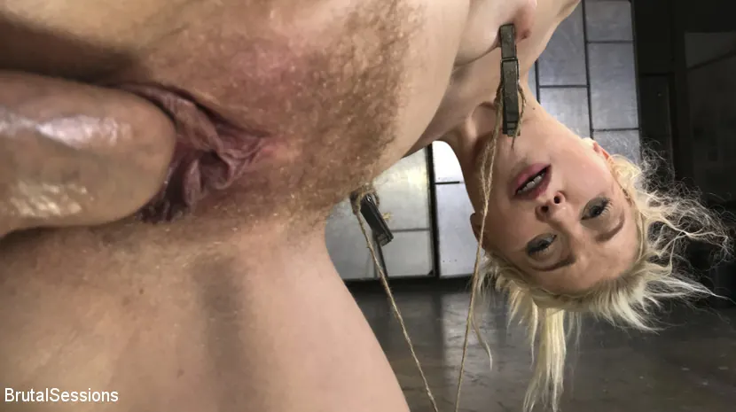 Kink 'El tormento punzante de Chloe Cherry' protagonizando Chloe Cherry (foto 13)