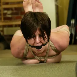 Cloe Hart in 'Kink' trixie kitten, Cloe Hart and Audrey Leigh (Thumbnail 2)