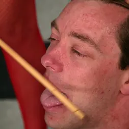 Cole Conners en 'Kink' and Michael J Cox (Miniatura 7)