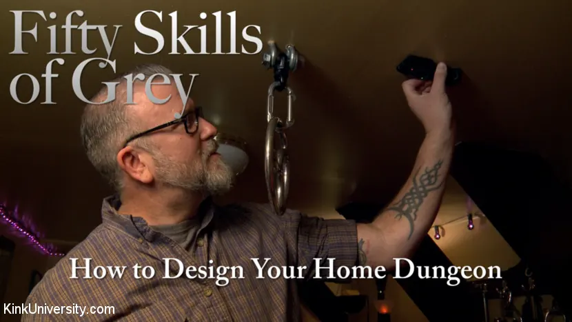 Corrupt Morals に 'ダンジョンデザイン:自分の赤い痛みの部屋を作る' from 'Kink' (写真 8) Kink 'ダンジョンデザイン:自分の赤い痛みの部屋を作る' 主演 Corrupt Morals (写真 8)