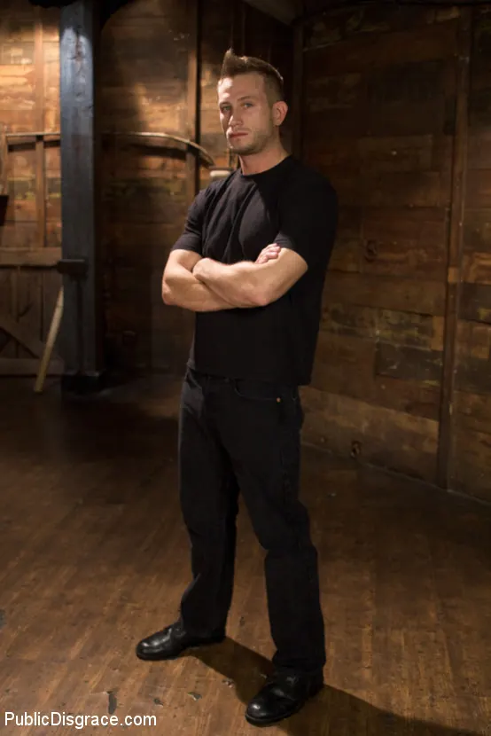 Kink 'Fuckable Art! Big titted blonde fucked in a crowded gallery' starring Courtney Taylor (Photo 1)