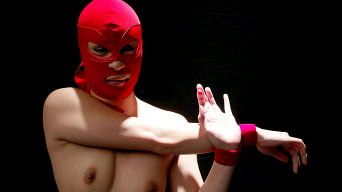 Crimson Ninja に 'Ninja vs. Paris'