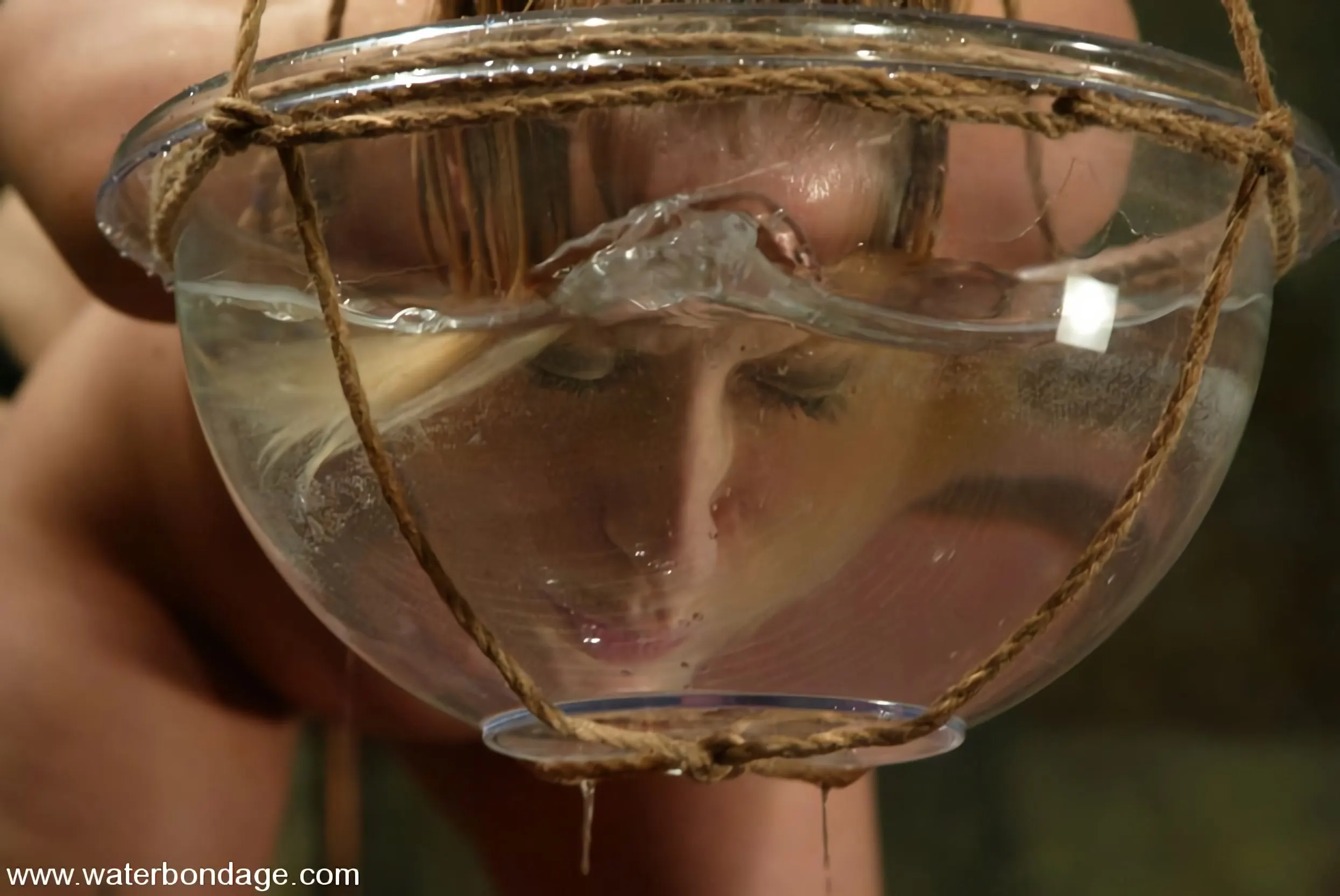 Escarcha de cristal en 'Escarcha de cristal' from 'Kink' (foto 11) Kink 'Escarcha de cristal' protagonizando Escarcha de cristal (foto 11)