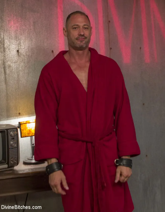 Kink 'Hotel Divineへようこそ。' 主演 Cherie Deville (写真 3)