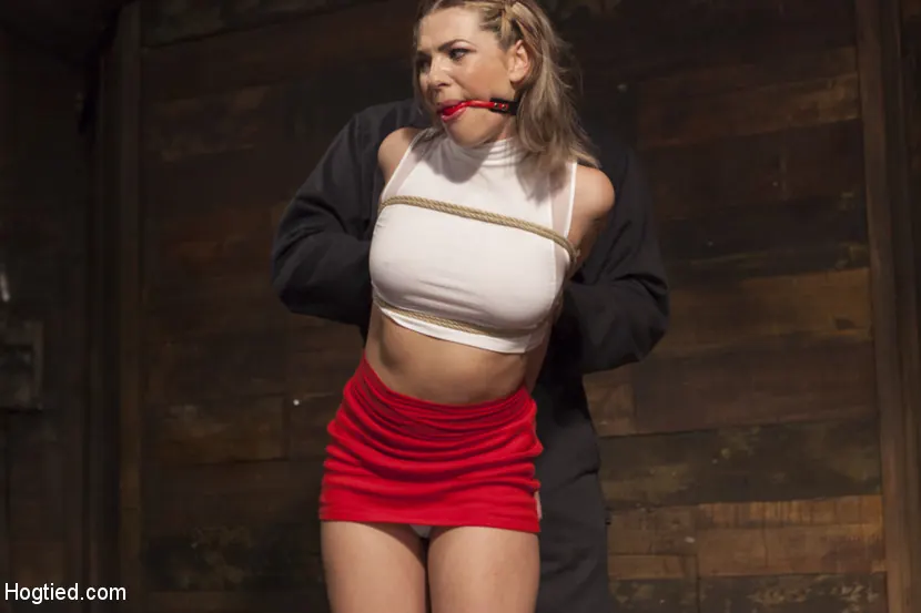 Kink 'Dalia destructora' protagonizando Dahlia Sky (foto 1)