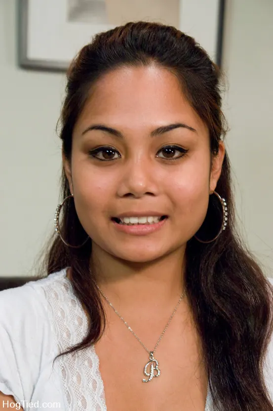 Kink 'アマチュアキャスティングソファ：Dahlia Toy' 主演 Dahlia Toy (写真 2)