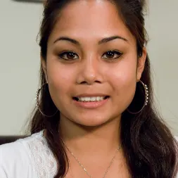 Dahlia Toy に 'Kink' アマチュアキャスティングソファ：Dahlia Toy (サムネイル 2)