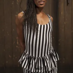 Daisy Ducati に 'Kink' 2潮吹きの痛み (サムネイル 2)