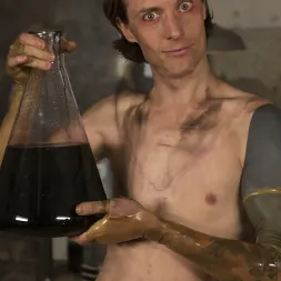 Daisy Ducati に 獣の目覚め:デイジードゥカティはデーモンクリームパイでいっぱい! (写真 3) Daisy Ducati に 'Kink' 獣の目覚め:デイジードゥカティはデーモンクリームパイでいっぱい! (サムネイル 3)