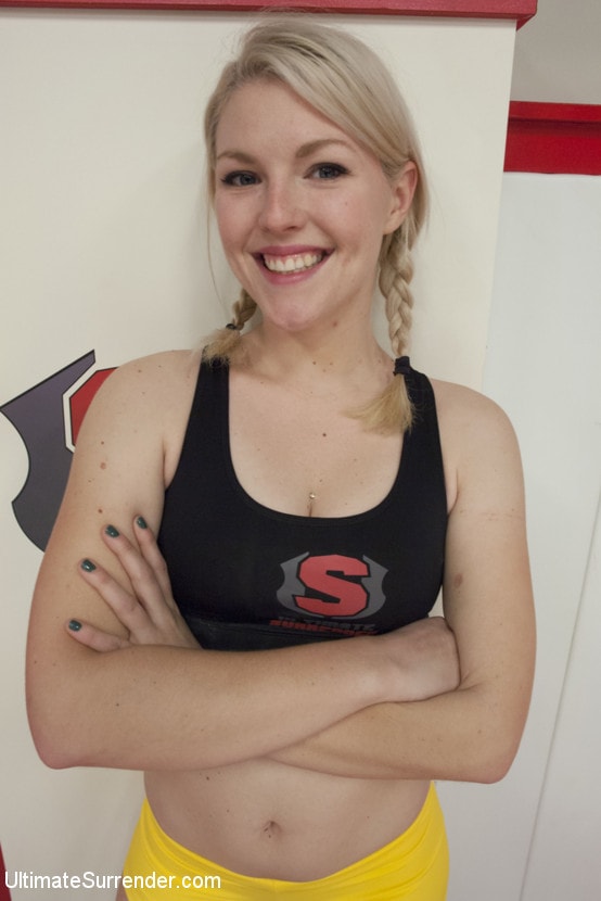 Kink 'ラウンド4チームのキャプテンは、最も激しいレスリングの試合で直面する' 主演 Daisy Ducati (写真 12)