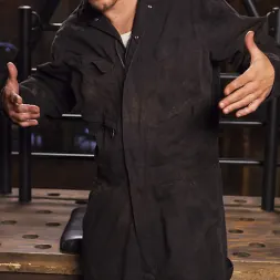 Dallas Black en ¡La experiencia de servicio al cliente de Dallas Black es una mierda! (foto 25) Dallas Black en 'Kink' ¡La experiencia de servicio al cliente de Dallas Black es una mierda! (Miniatura 25)