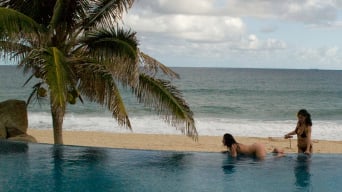 Dana DeArmond में 'Tied in the Tropics'