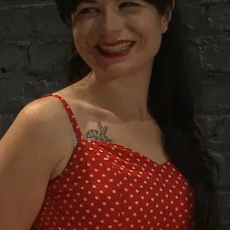 Siouxsie Q en Estampado de piel: formas creativas de dejar tu marca (foto 3) Siouxsie Q en 'Kink' Estampado de piel: formas creativas de dejar tu marca (Miniatura 3)