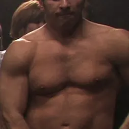 Jordan Ash en 'Kink' Reencontrándose con antiguos compañeros de clase: ¡Una universitaria es follada en grupo! (Miniatura 12)