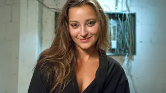 Dani Daniels に 'The Heist：Dani DanielsスリリングなBDSMムービー'