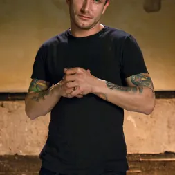 Darcie Belle en Darcie Belle - Damisela en apuros (foto 1) Darcie Belle en 'Kink' Darcie Belle - Damisela en apuros (Miniatura 1)