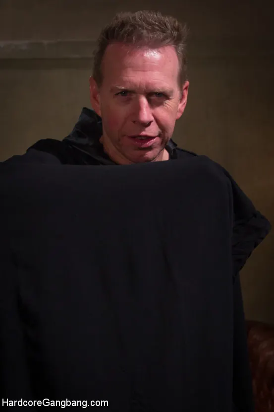 Kink '血の腐敗：中学生は強姦され、セックスカルトで二倍に浸透！' 主演 Darling (写真 6)