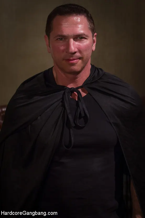 Kink '血の腐敗：中学生は強姦され、セックスカルトで二倍に浸透！' 主演 Darling (写真 7)