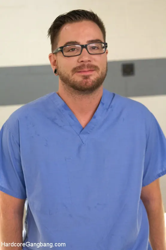 Kink '医者、医者！ダーリンは病気に悩まされ、気密に詰め込まれる！' 主演 Darling (写真 21)