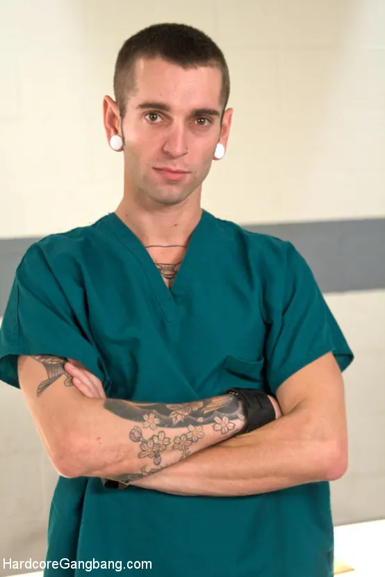 Kink '医者、医者！ダーリンは病気に悩まされ、気密に詰め込まれる！' 主演 Darling (写真 22)