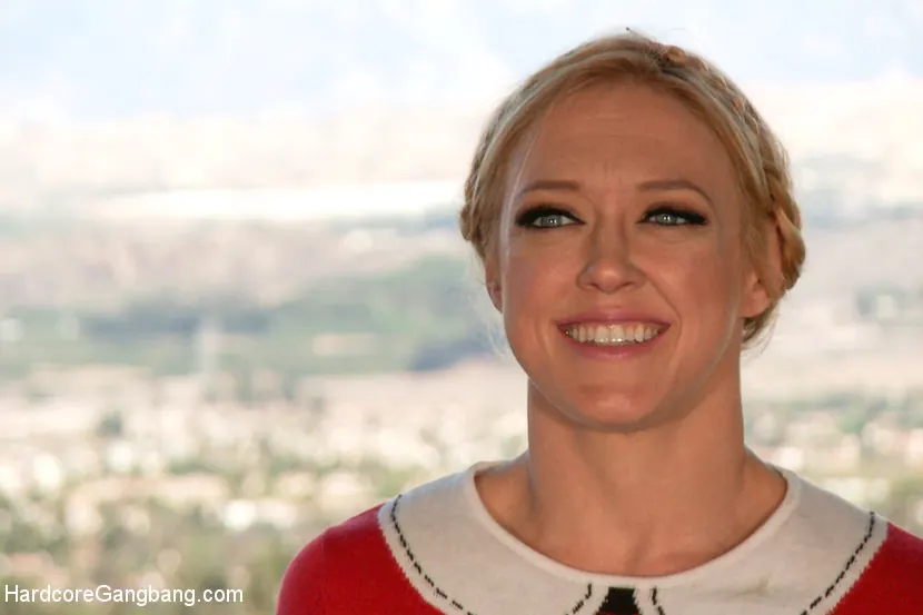 Kink 'クイーンオブハート：パート1ダーリンの二重の人生。' 主演 Darling (写真 17)