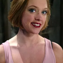 Dee Williams in 'Kink' Darling (Thumbnail 1)