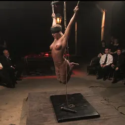 Dia Zerva in 'Kink' live at the Armory! (Thumbnail 14)