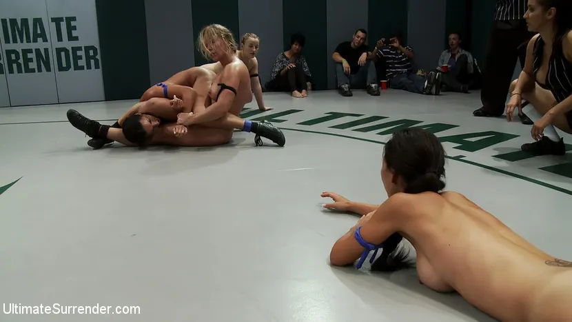 Kink 'ROUND THREE：The Pirates（0-3）対The Goddesses（0-2）' 主演 Dia Zerva (写真 16)