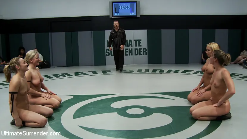 Kink 'ROUND TWO: Team Ice (0-1) vs The Pirates (0-1)' starring Dia Zerva (Photo 2)