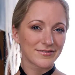 Dia Zerva in 'Kink' Rematch! Dia Vs. Felony (Thumbnail 9)