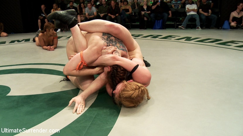 Kink '4 Elite Wreslters on the mats for the great Tag match this season' starring DragonLily (Photo 14)