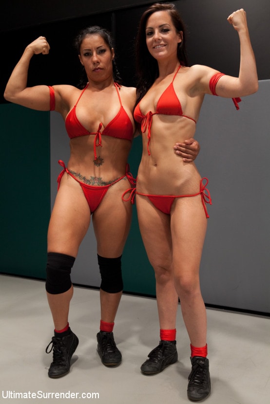 Kink 'August Tag Team Match-Up!' starring DragonLily (Photo 10)